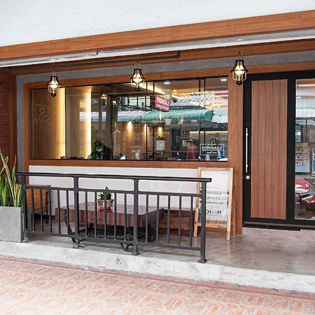 Sureena Hotel Pattaya Exterior photo