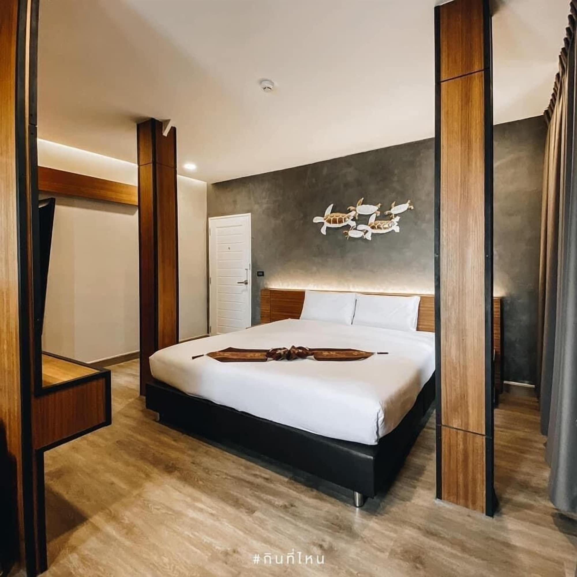 Sureena Hotel Pattaya Exterior photo